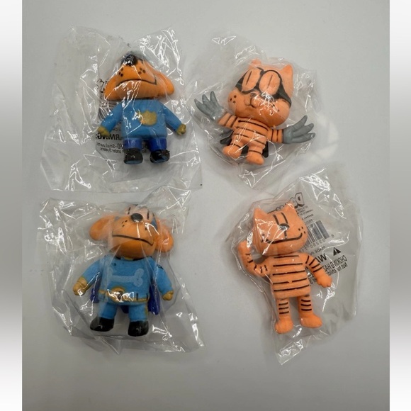Dog Man Erasers Toys 3D Puzzle Rubber Figures Set of 4 Gifts Books Petey - Picture 1 of 4